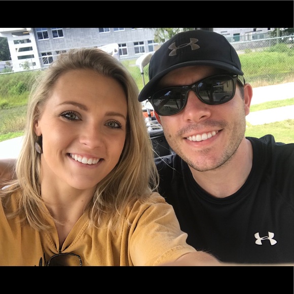 Meet your Posher, Alli! - Picture 4 of 4